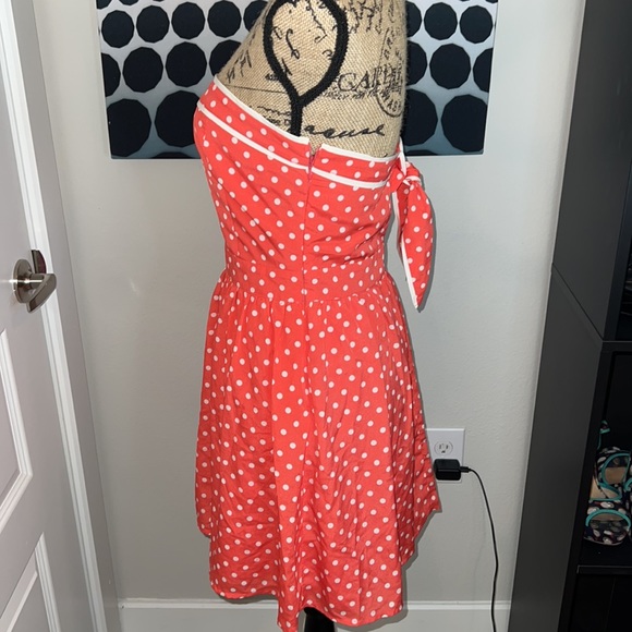 Forever 21 Strapless Dress - Picture 5 of 9